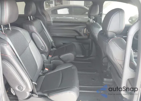 2025 Toyota Sienna Xse z USA, uszkodzony, nr VIN 5TDXRKEC5SS285815